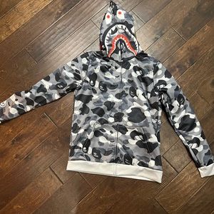 2xl zip up shark face hoodie
